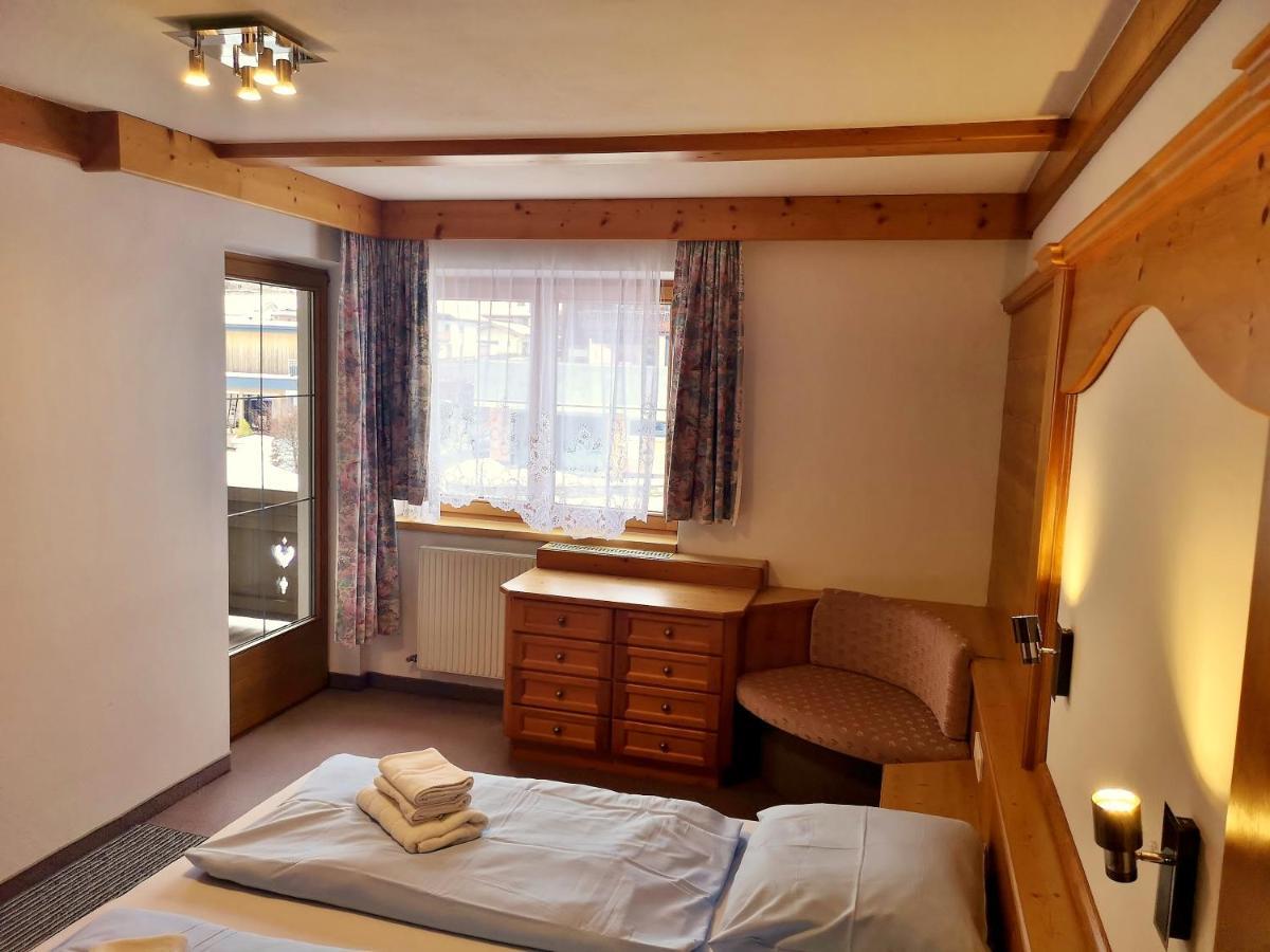 Astoria Appartements Oberau Bagian luar foto
