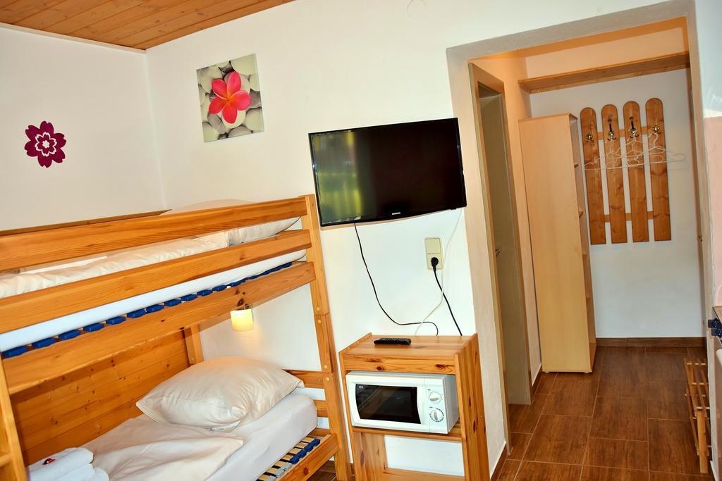 Astoria Appartements Oberau Bagian luar foto