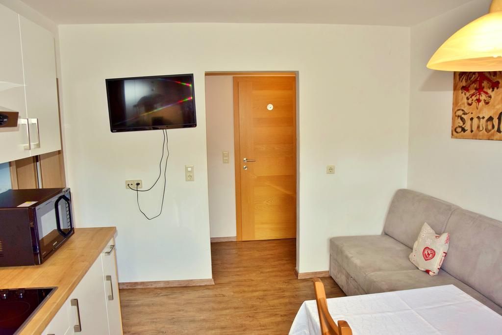 Astoria Appartements Oberau Bagian luar foto